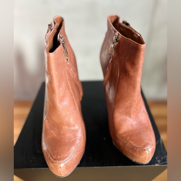 Sam Edelman Kit Boot - Picture 5 of 7